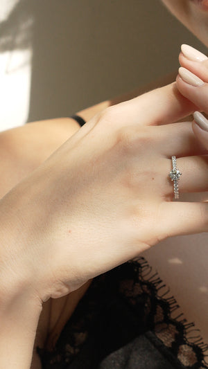 Corinne Ring 18K White Gold