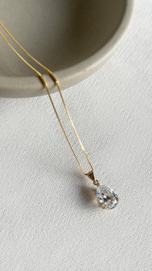 Cecile Pendant 9K Yellow Gold