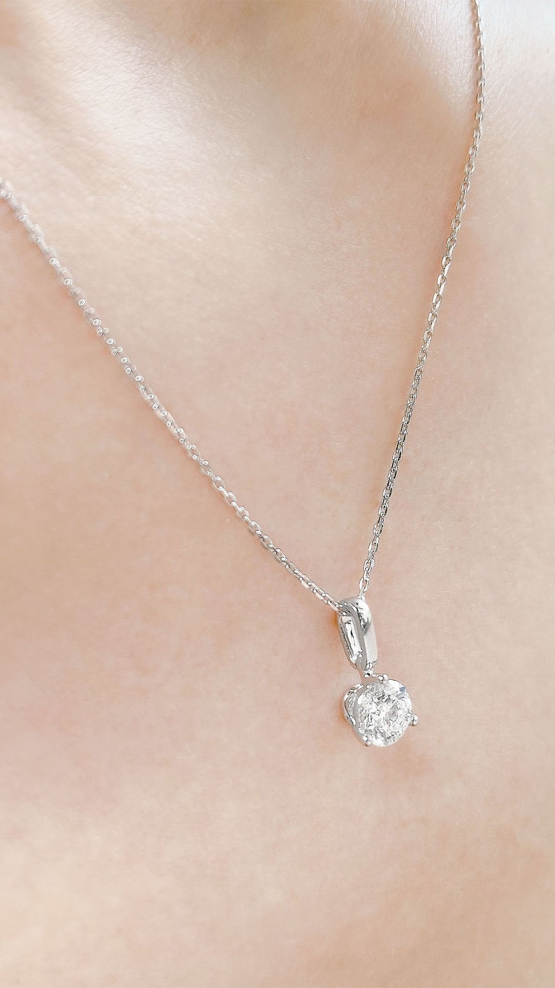 Lauren Necklace 0.70ct 18K White Gold