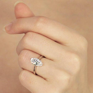 Daisy Knife Edge Marquise Solitaire