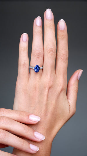 Cordelia Ring 1.50ct 18K White Gold Sapphire