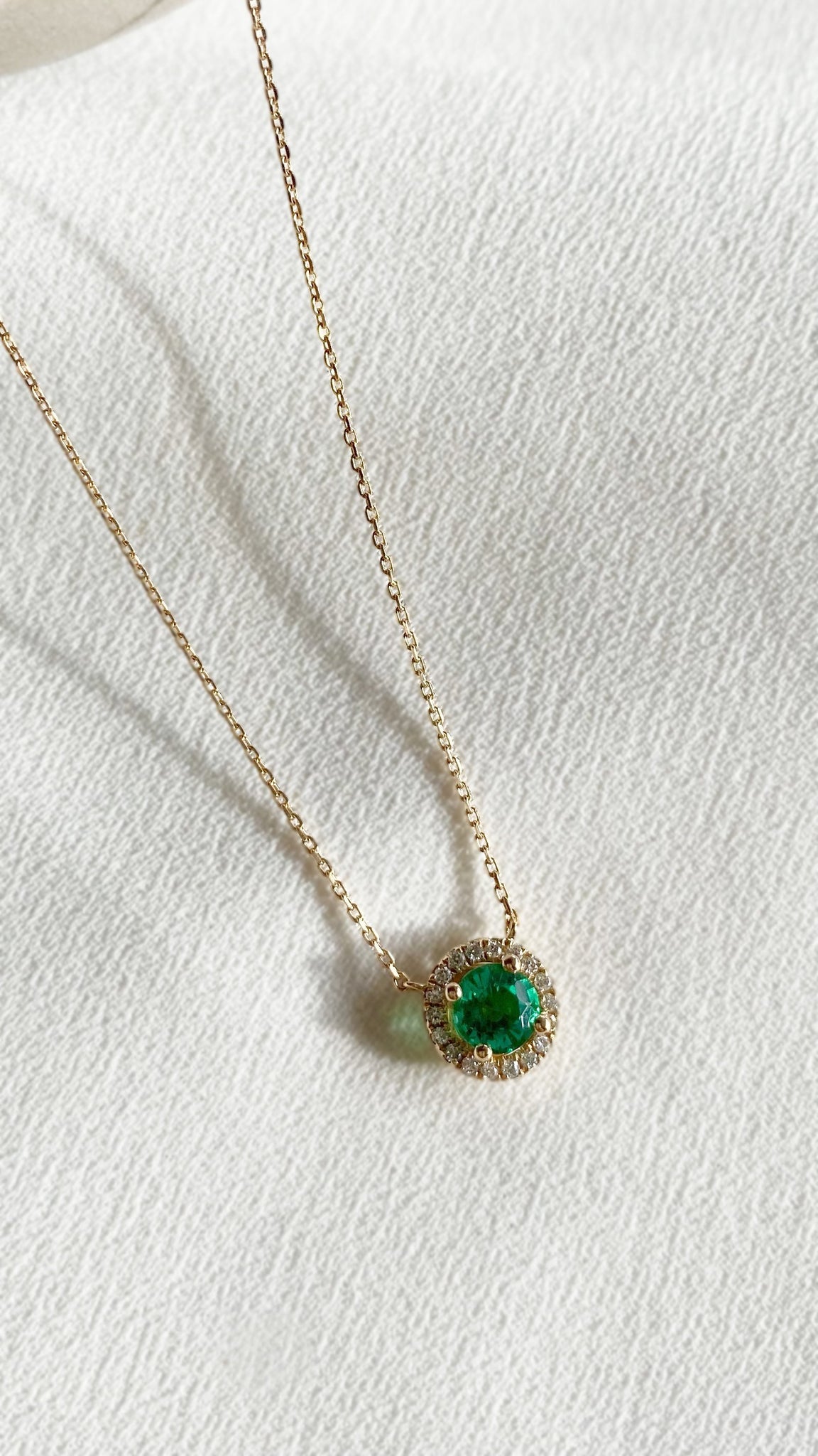 Cory Necklace 0.50ct 18K Yellow Gold Emerald