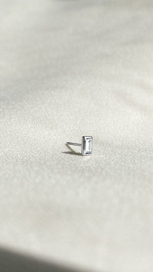 Elin Stud 9K White Gold