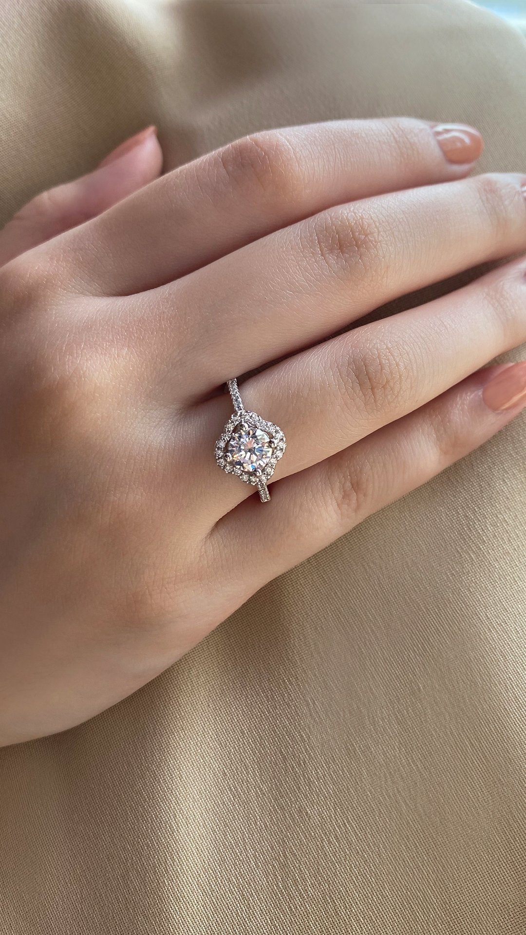 Maryann Ring 18K White Gold