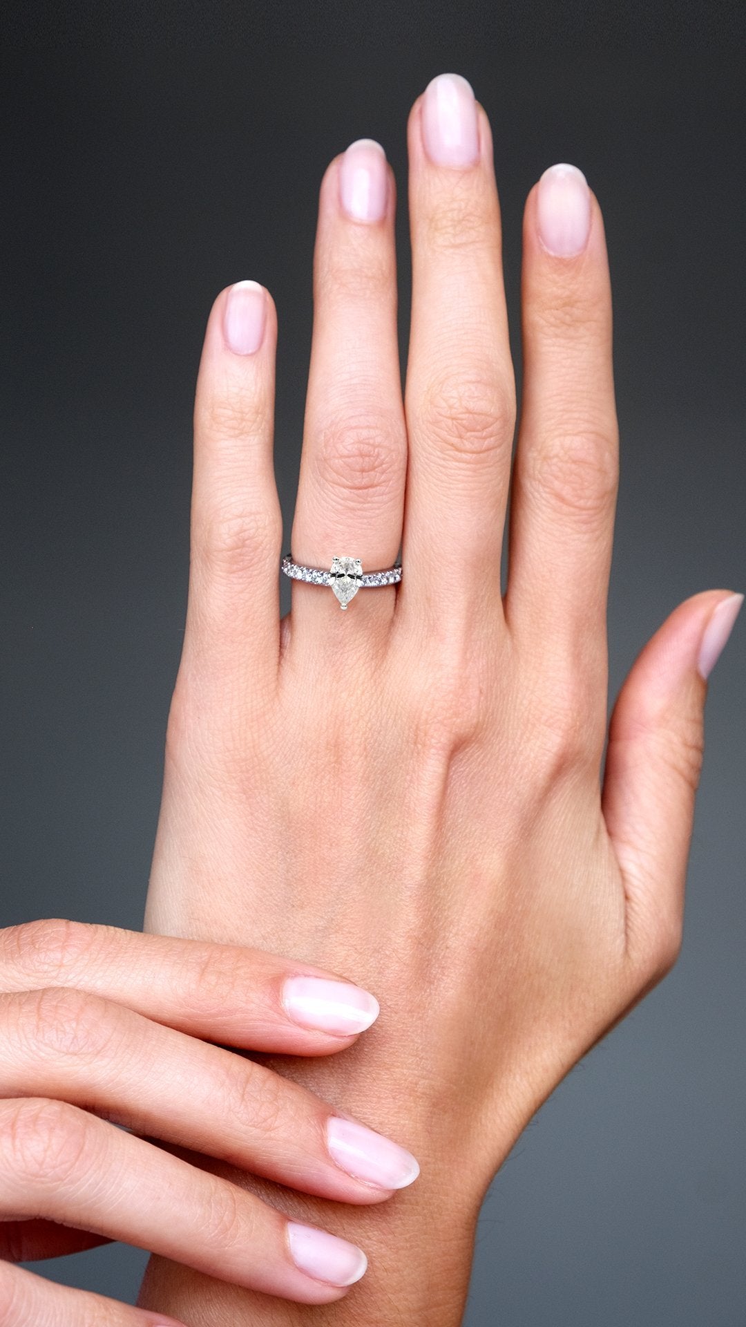 Ophelia Ring 0.85ct 18K White Gold