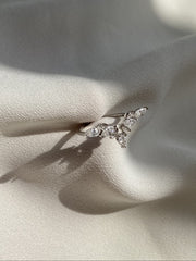 Petal Ring 9K White Gold
